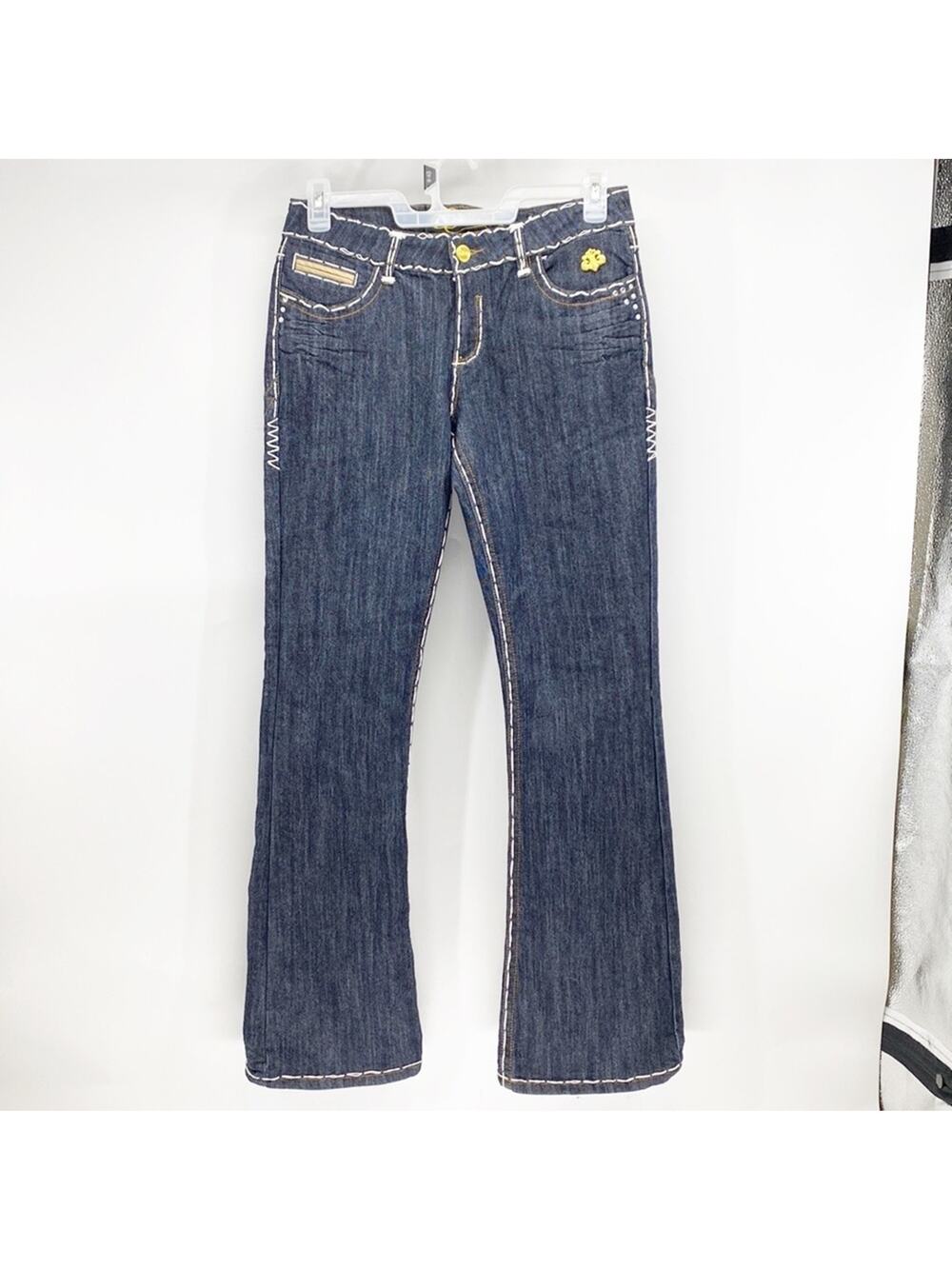 Dereon contrasting stitching dark wash flare jeans Y2K low rise size 11/12